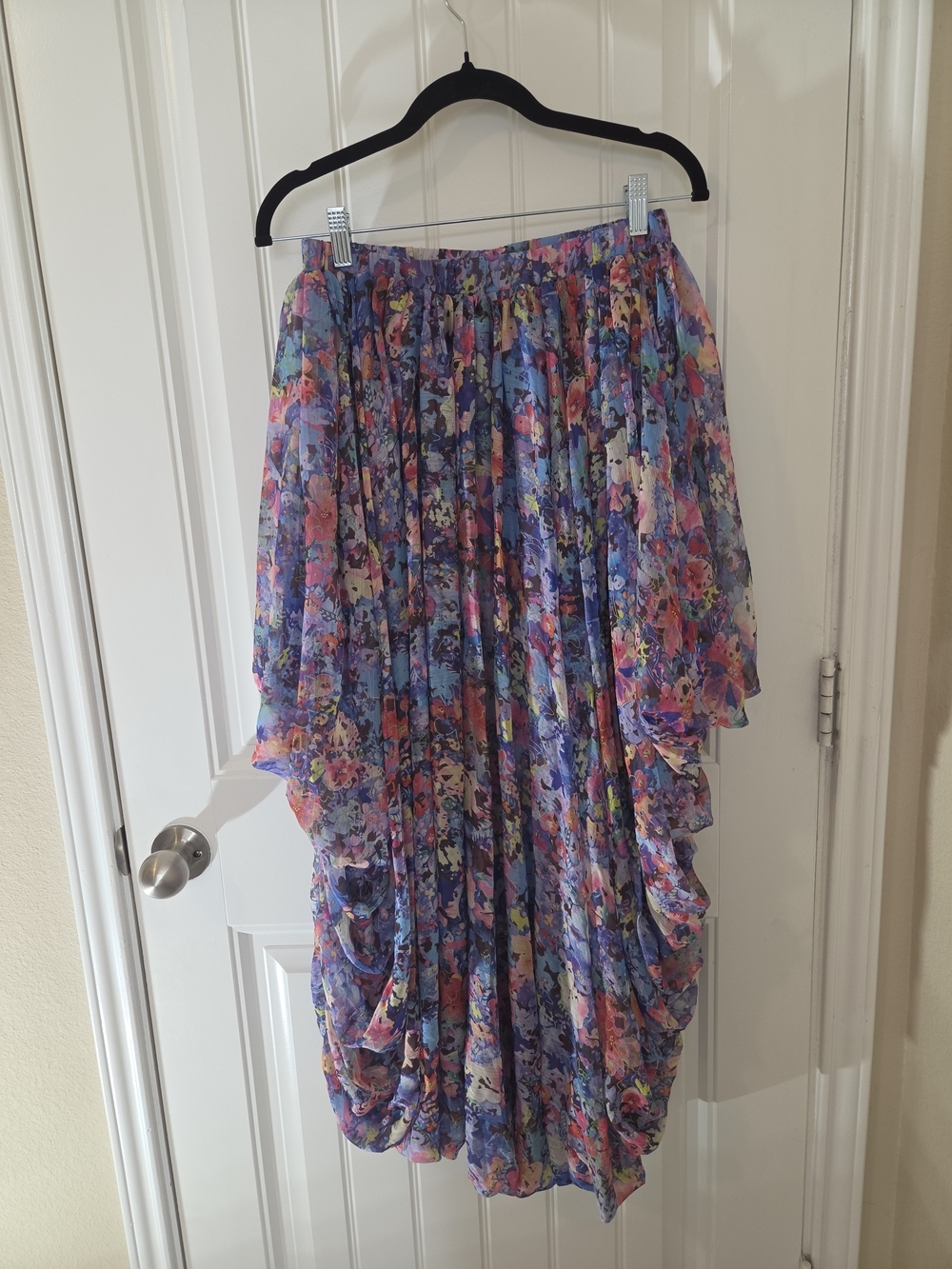 Urban Revivo Purple Floral High Low Ruffle Maxi Skirt Size M/L - Picture 3 of 13